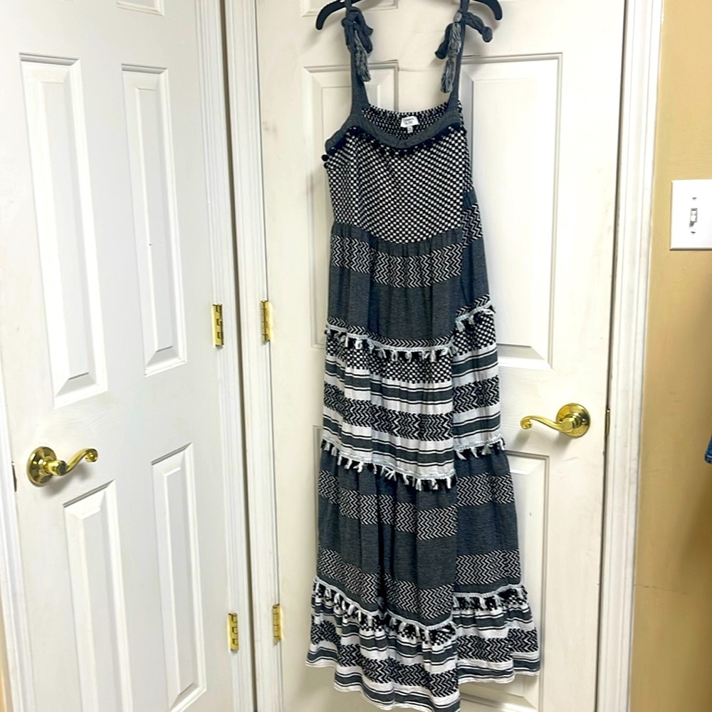 ✨Crown & Ivy Women’s Dress✨